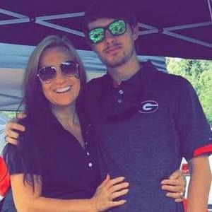 Meet your Posher, Loretta